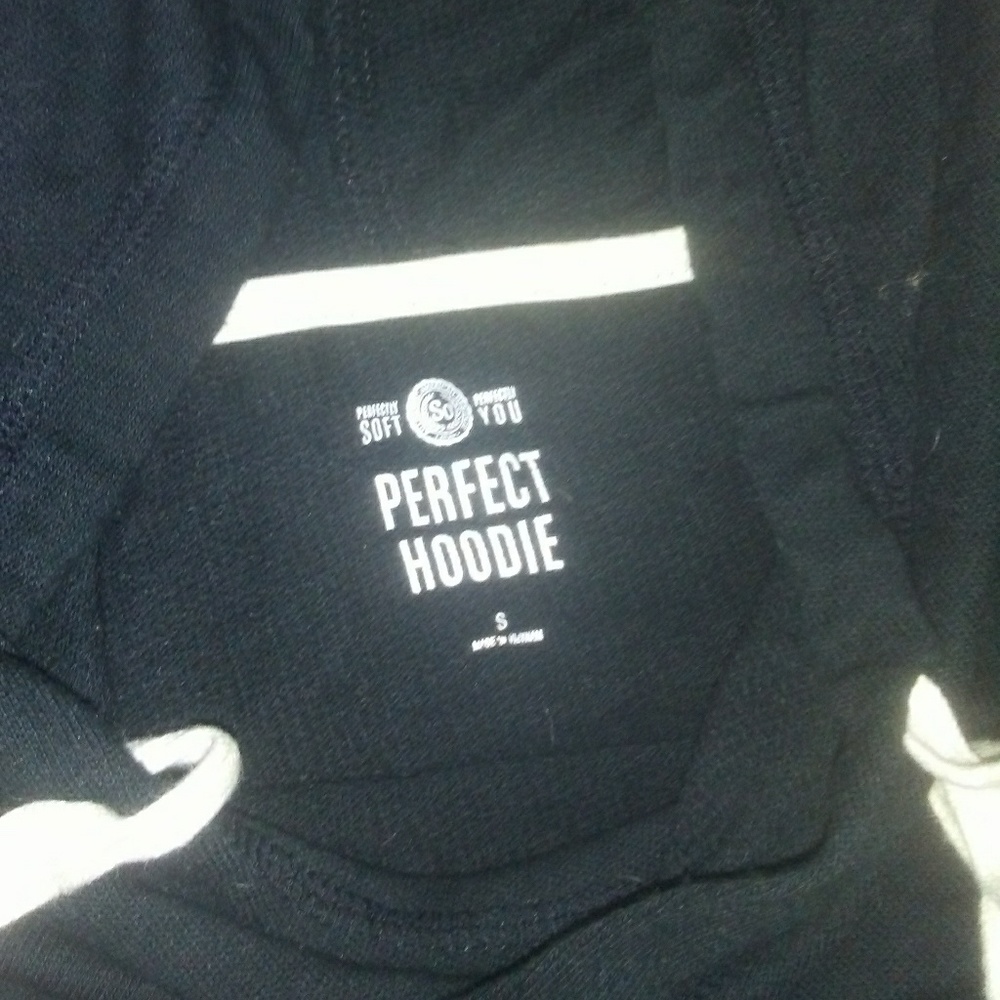 Cropped So Perfect Hoodie (S)